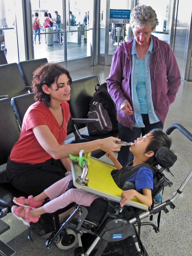 6385 annie gets snackCRv