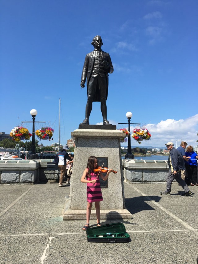 •e-IMG_2203-violinist with Cook