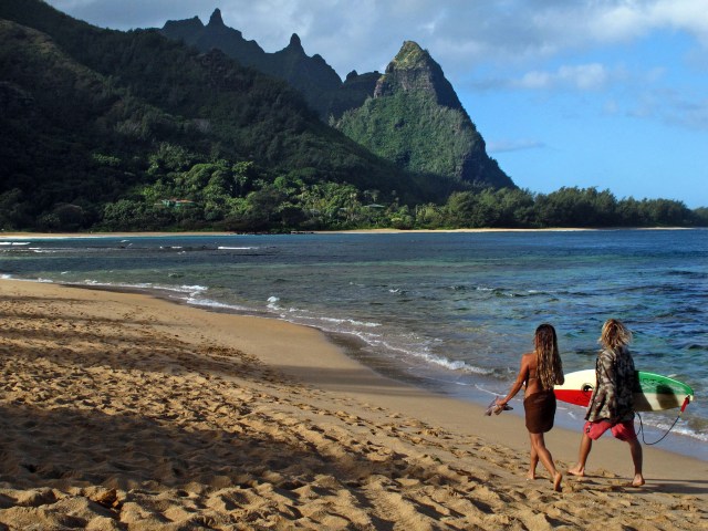 e-0756 makana surf couple