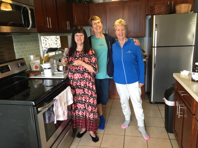 e280a2e-img_6232-tresamigas